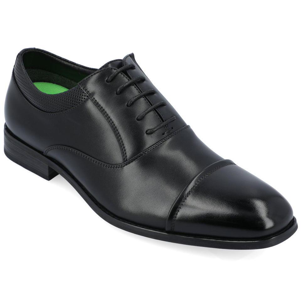 Vance Co. Bradley Wide Width Oxford Dress Shoe — US 10.5 — Size black — Width Wide — Front View