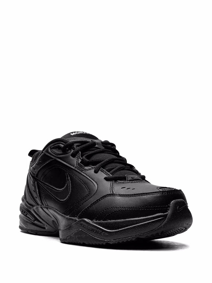 Nike Air Monarch 4