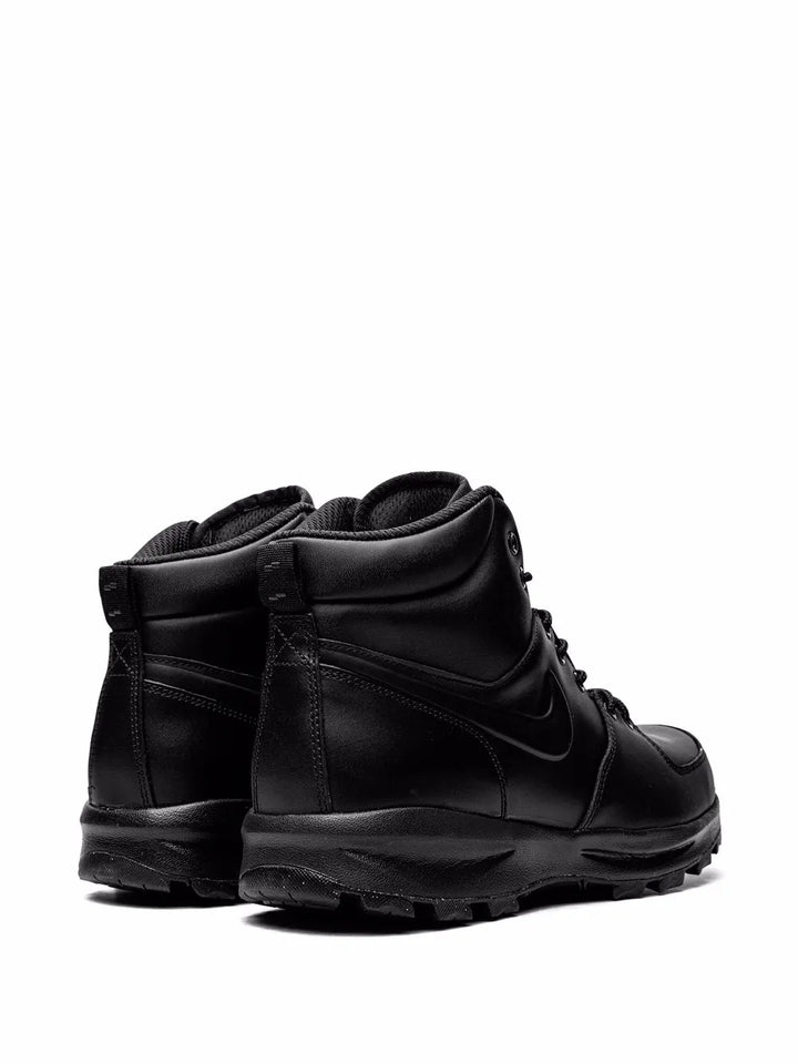Nike Manoa