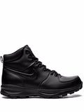 Nike Manoa