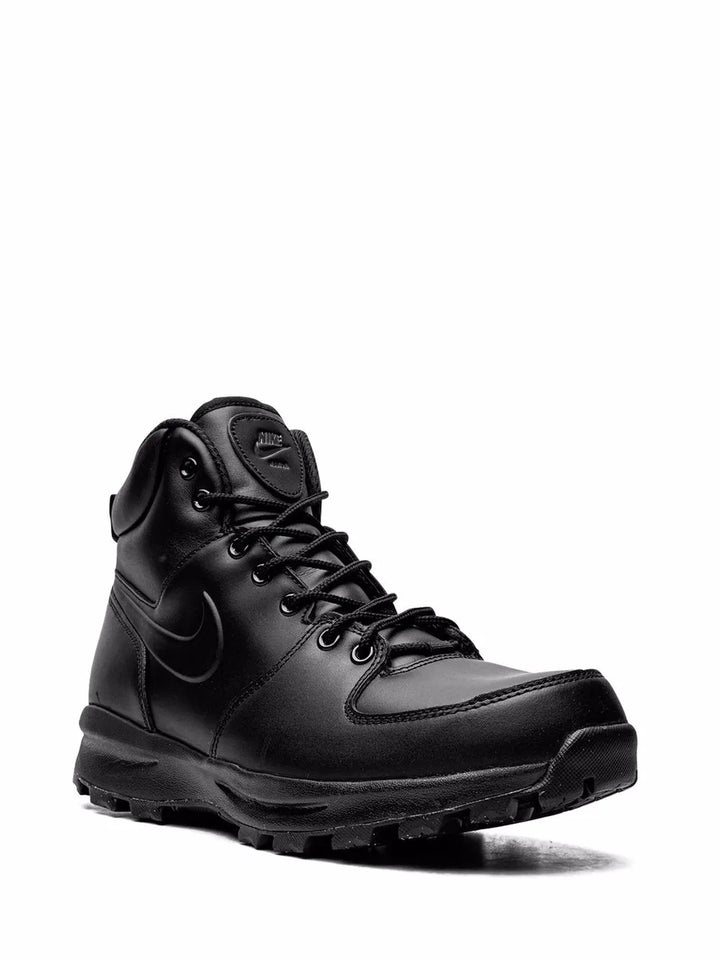 Nike Manoa