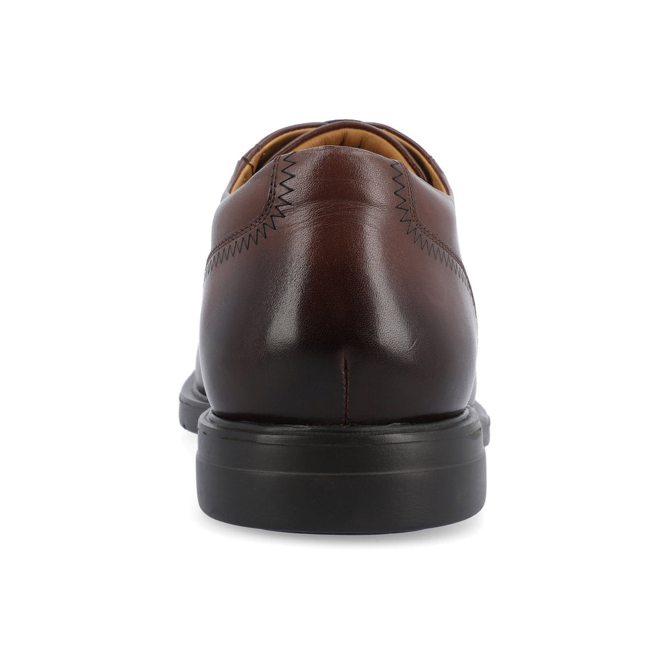 Thomas & Vine Hughes Wide Width Wingtip Oxford — US 11 — Size brown — Width Wide — Back View