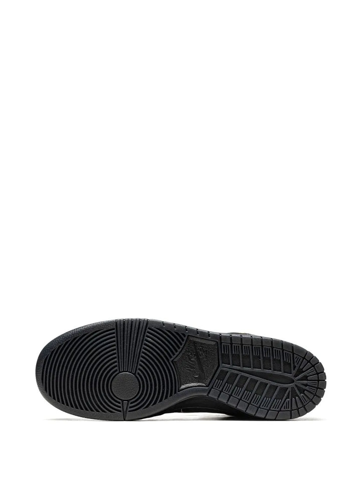 Nike X Faust Sb Dunk High Pro Qs Sneakers