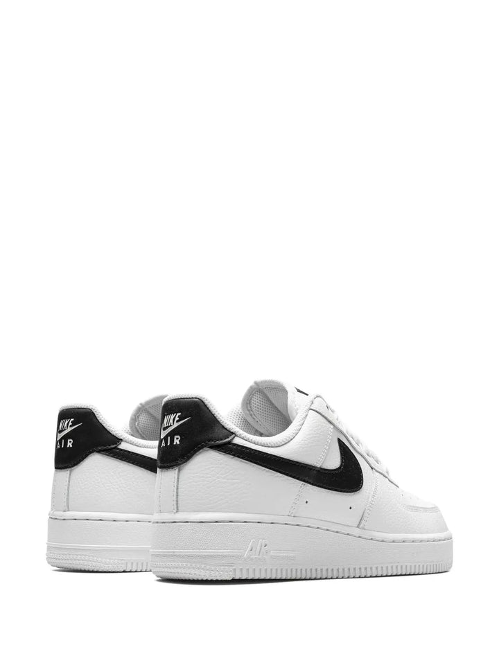 Nike Air Force 1 '07