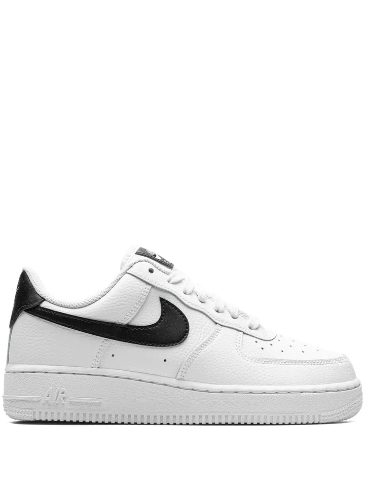 Nike Air Force 1 '07