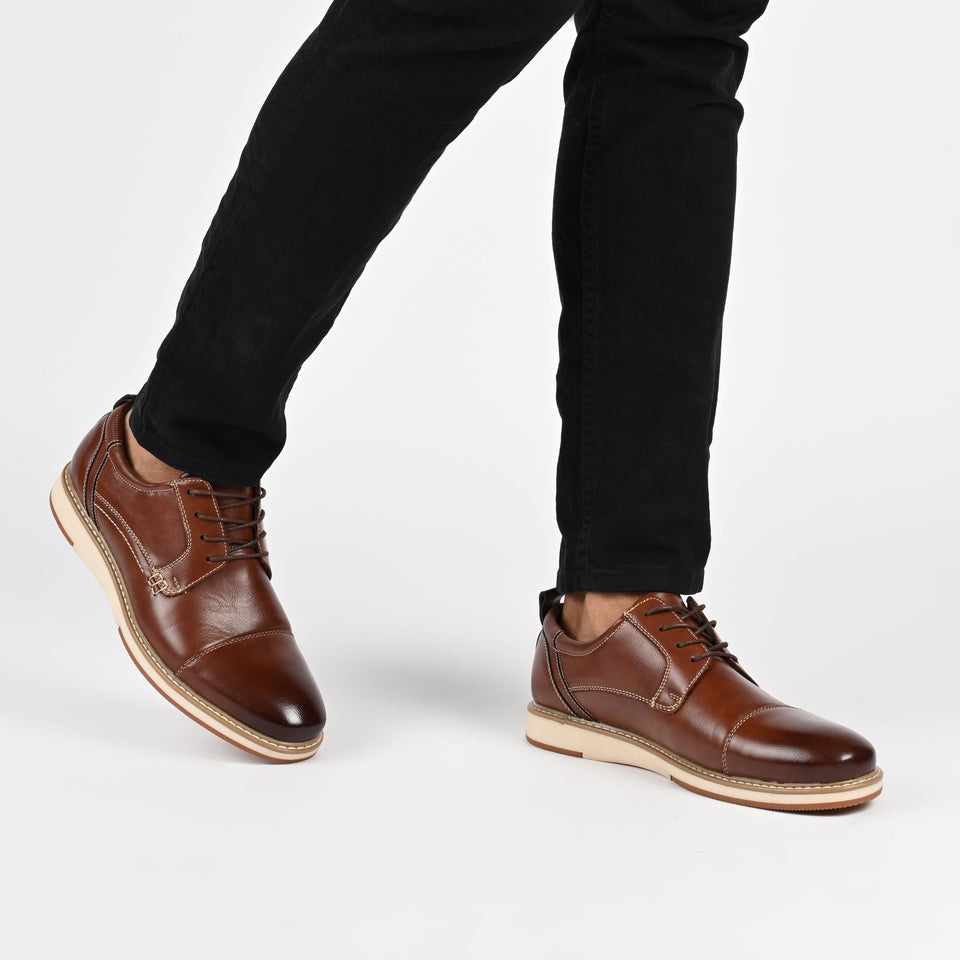 Vance Co. Jedd Hybrid Dress Shoe — US 9.5 — Size black — Width Regular — Lifestyle View