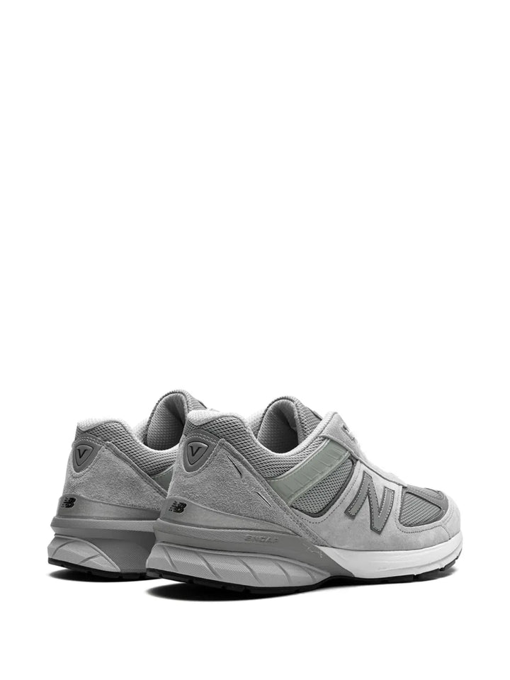 New Balance 990 V5