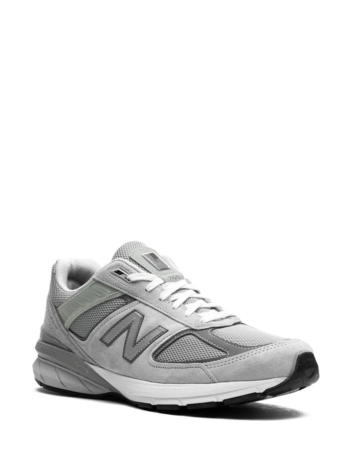 New Balance 990 V5