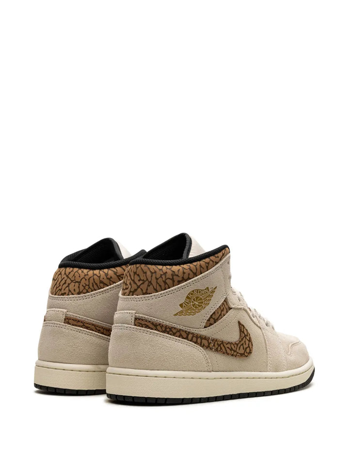 Air Jordan 1 Mid