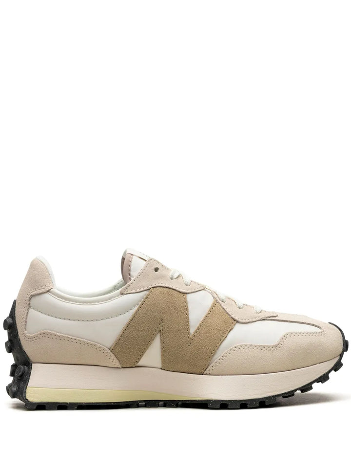 New Balance 327