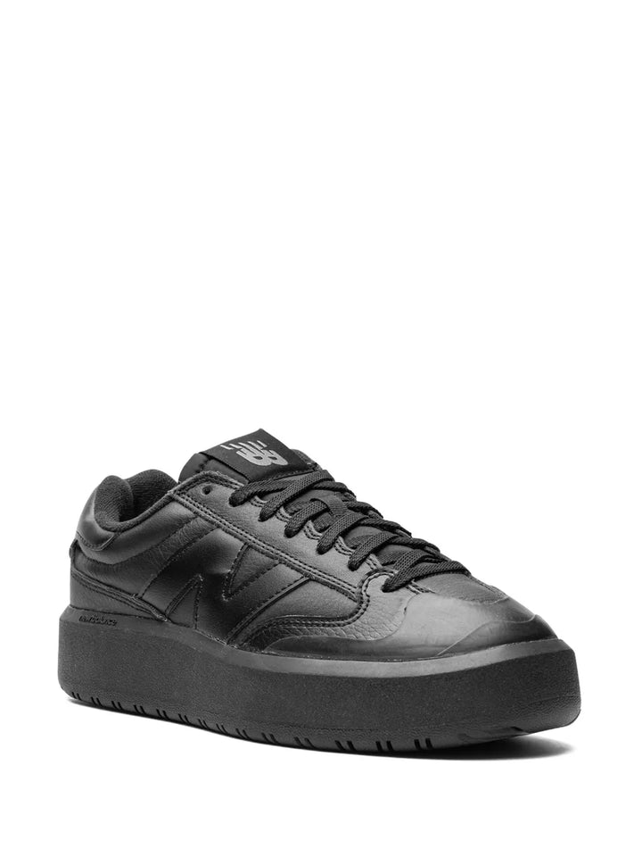 New Balance Lace-Up Low-Top