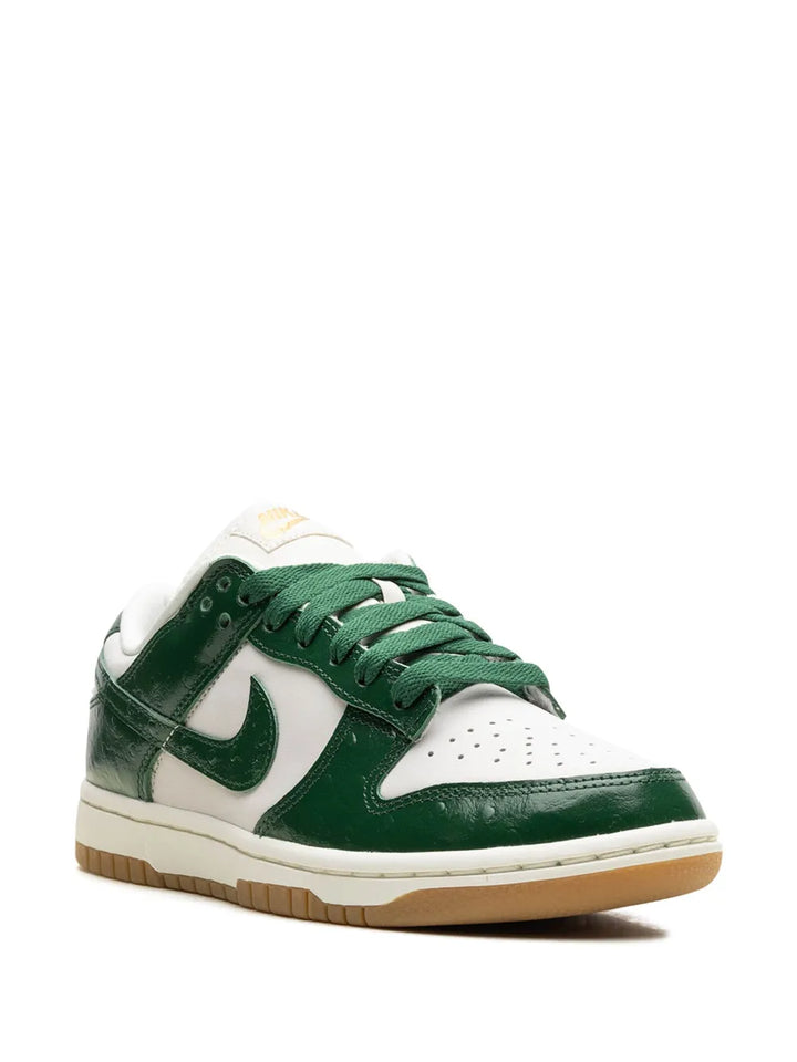Nike Dunk Low Lx