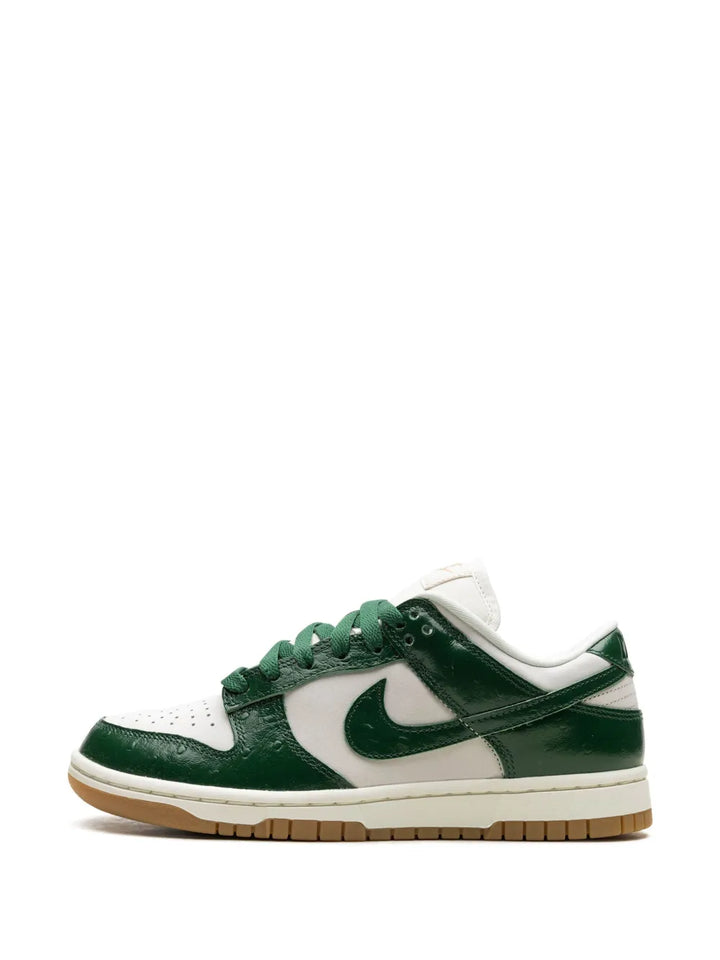 Nike Dunk Low Lx