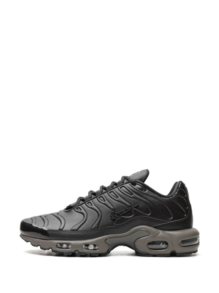 Air Max Plus Black Tea/Petra Brown Sneakers