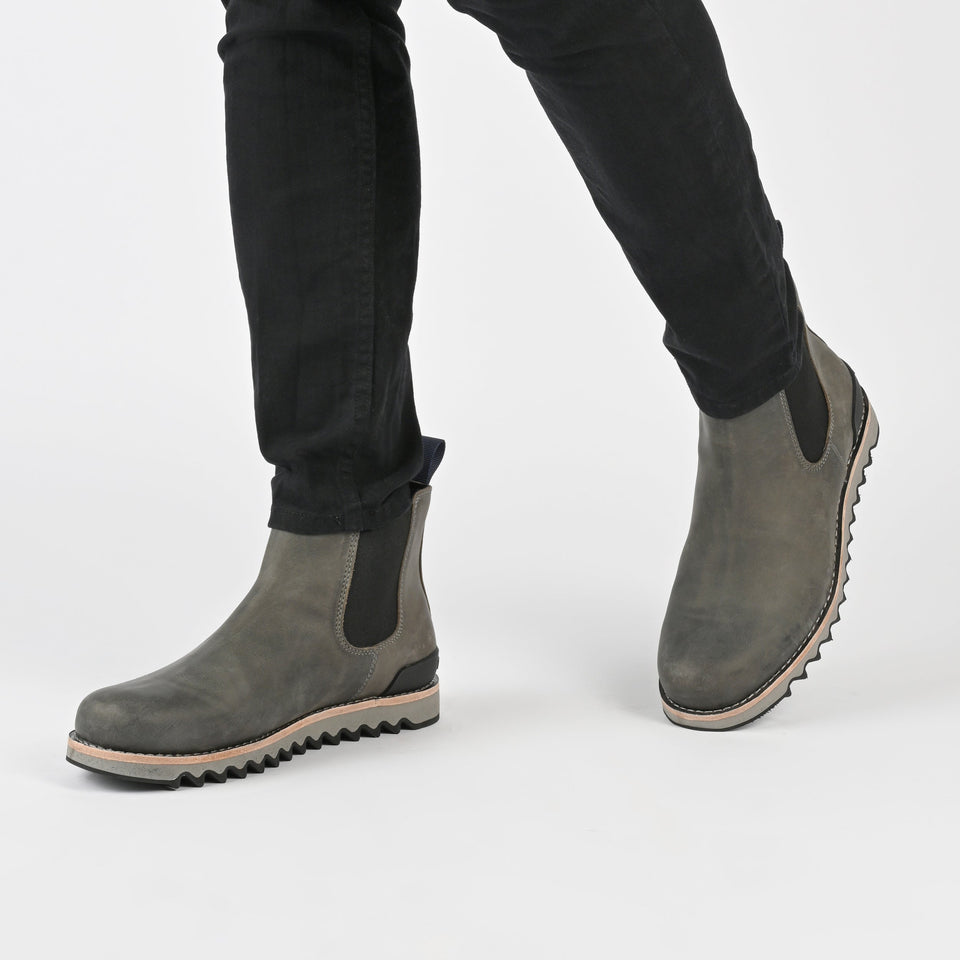 Territory Yellowstone Water Resistant Chelsea Boot — US 9 — Size chestnut — Width Regular — Lifestyle View