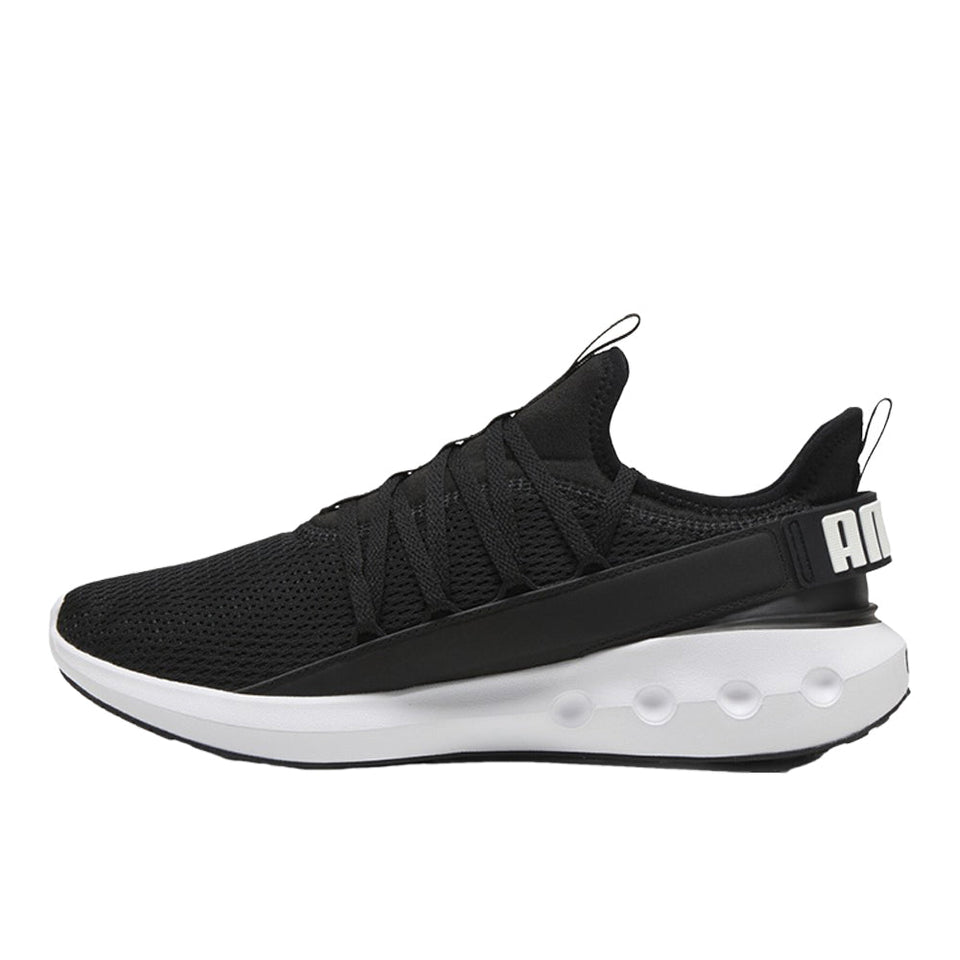 Softride Carson Fresh Lace Up Sneakers