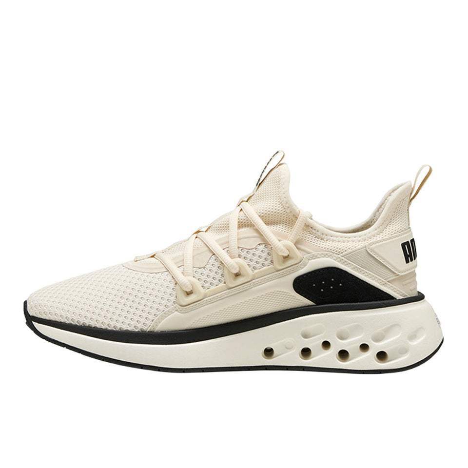 Softride Frequence Lace Up Sneakers