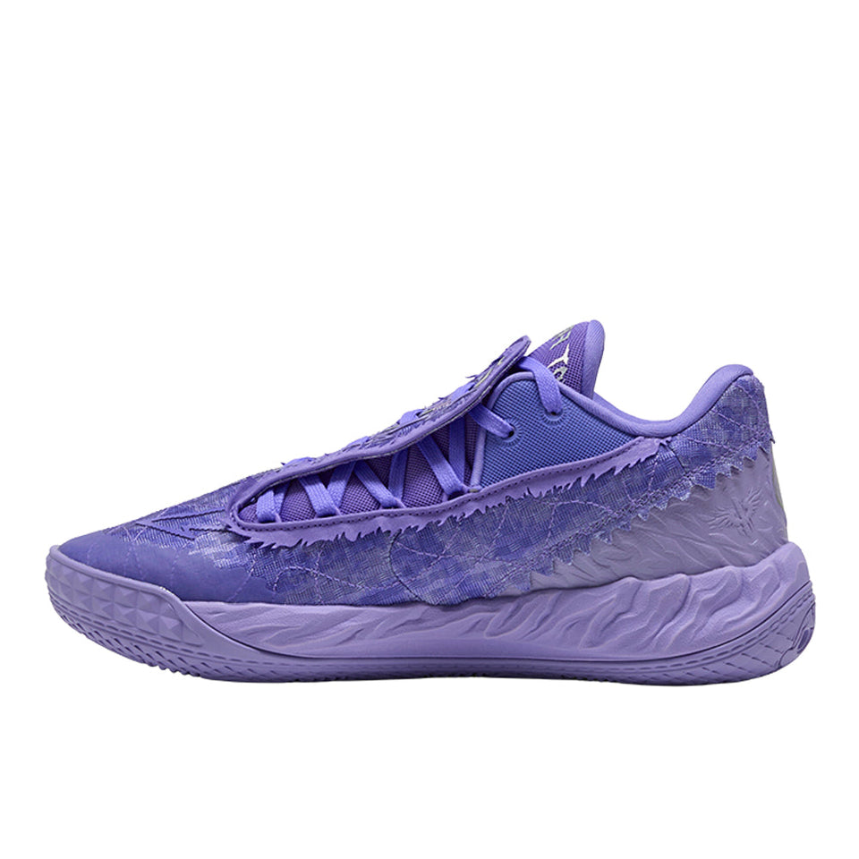 Mb.05 Lo Team Basketball Shoe