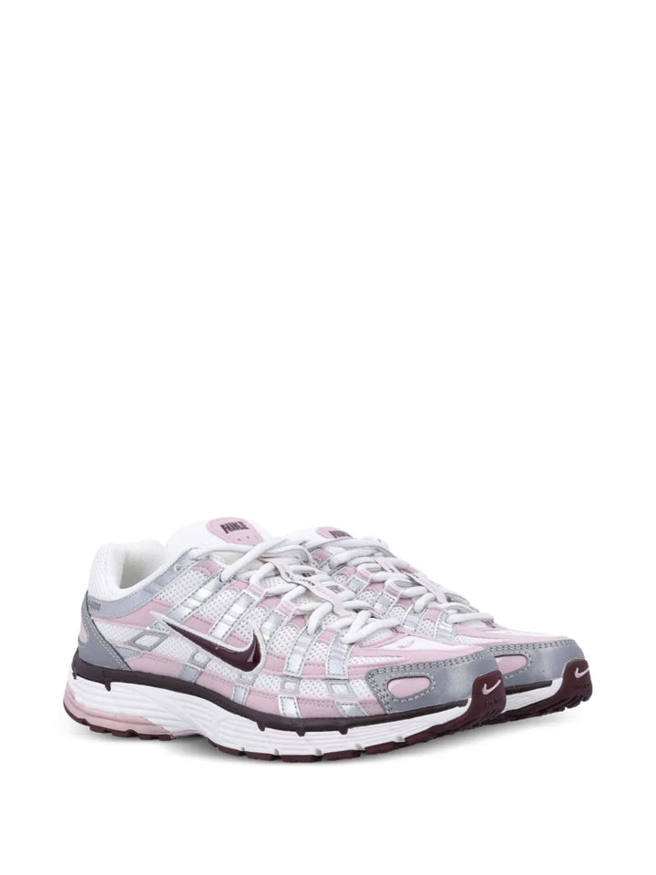 Nike Silver Panelled Trainers