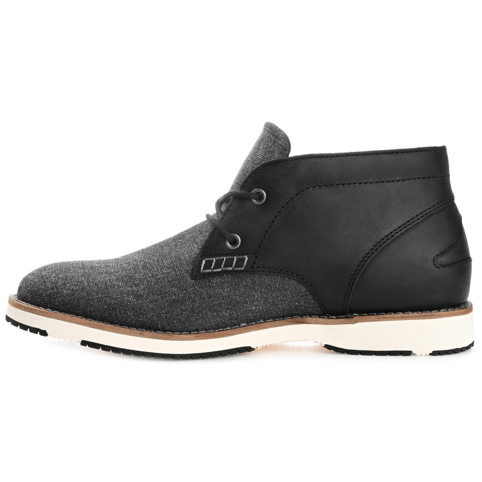 Thomas & Vine Theo Chukka Boot — US 11.5 — Size black — Width Regular — Side View