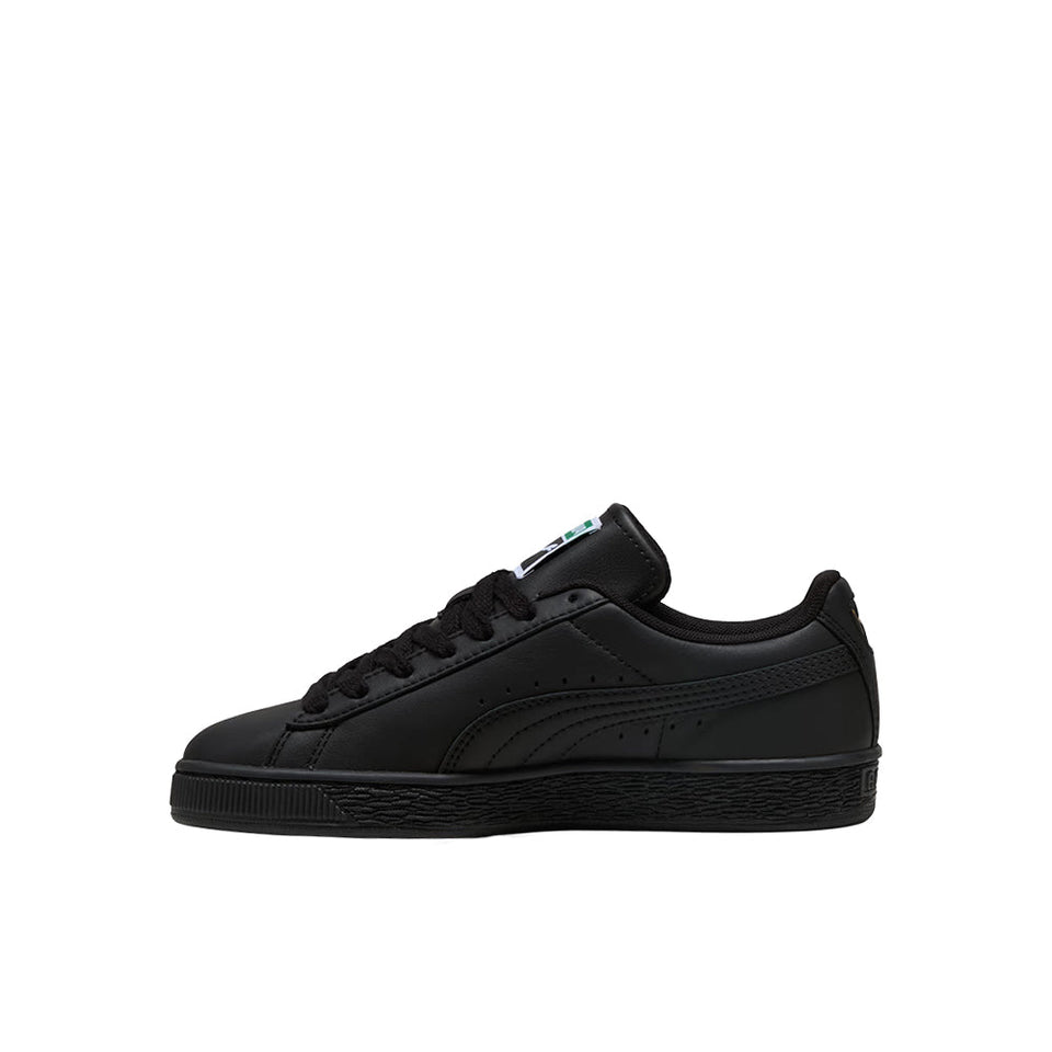 Suede Classic Lace Up Sneakers (Little Kid)