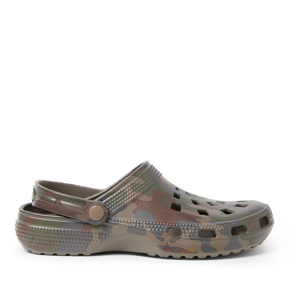 Dearfoams EcoCozy Men's Sustainable Clog — US 9 — Size camouflage — Width Regular — Back View