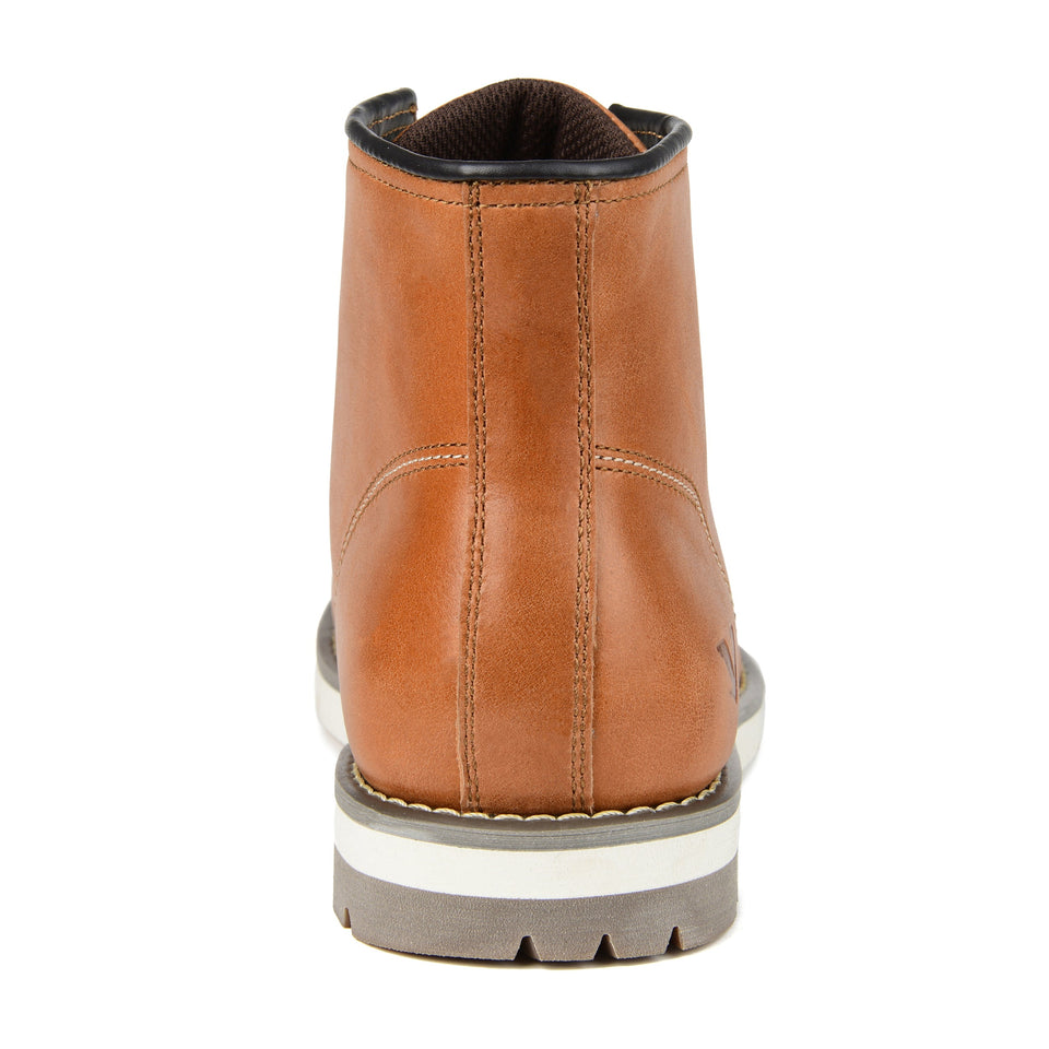 Territory Men's Axel Wide Width Ankle Boot — US 10 — Size chestnut — Back View