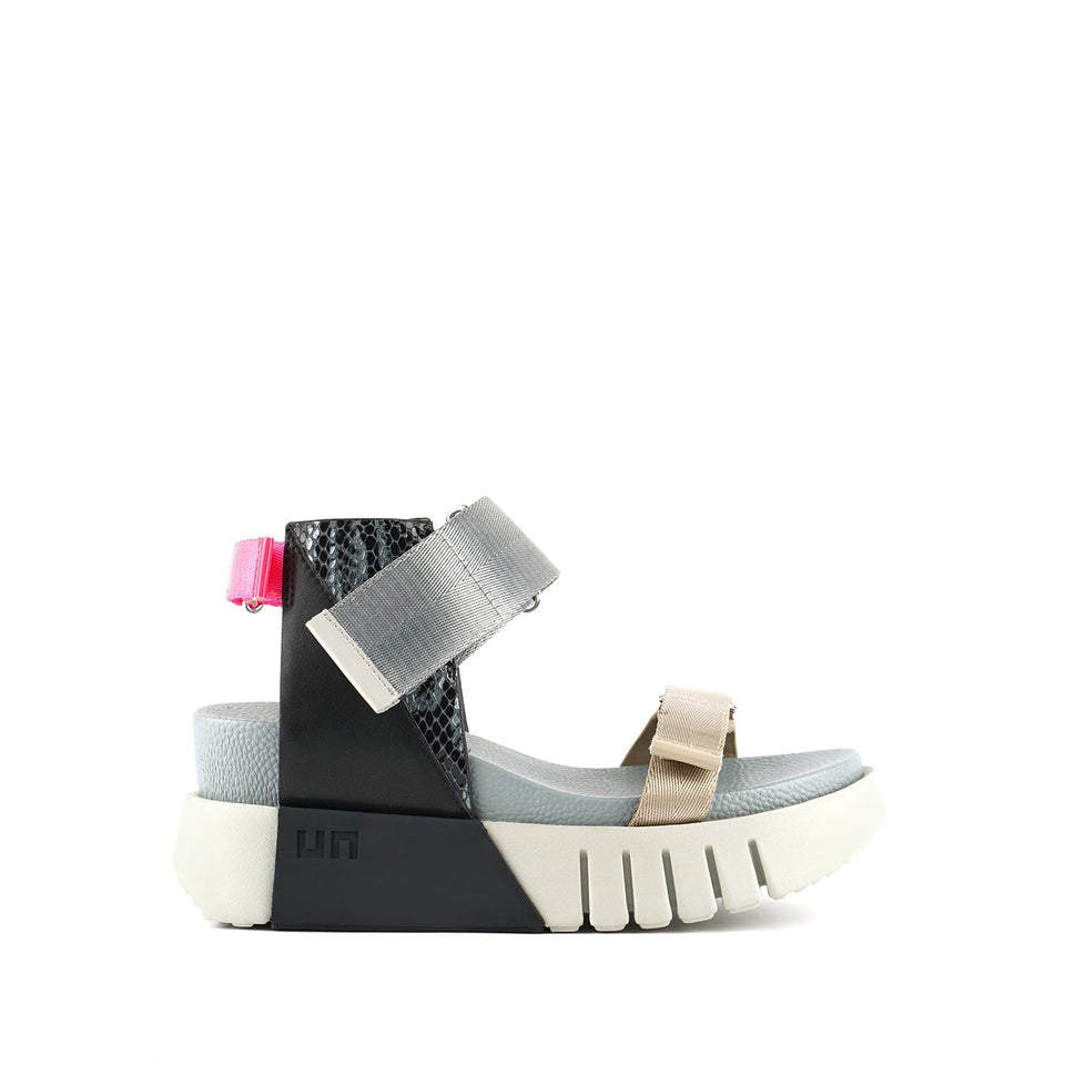Delta Run — EU 37 — Size grey — Front View