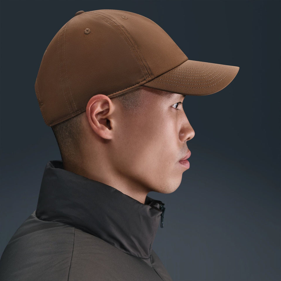 Nike Club Cap Metal Swoosh Strapback