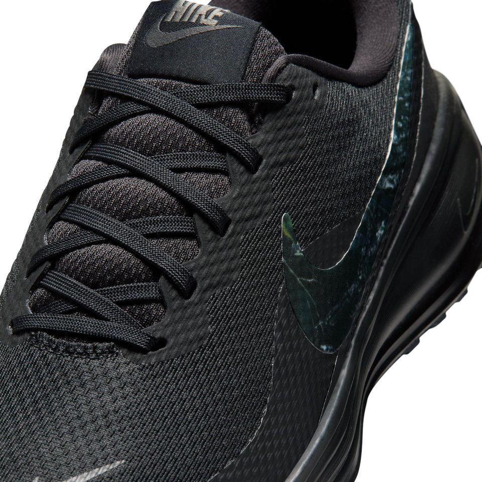 Revolution 8 - Mens