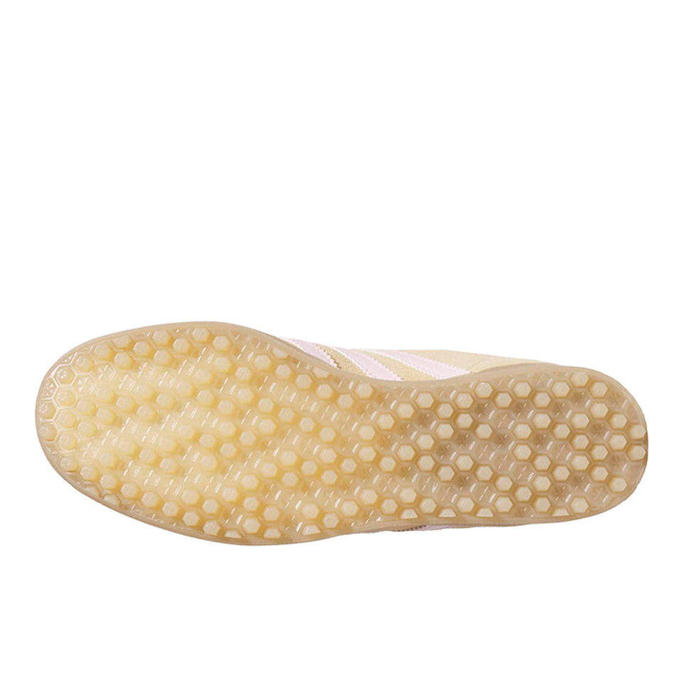 Gazelle Spikeless Golf Shoes