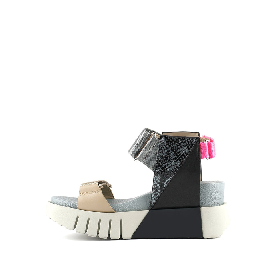 Delta Run — EU 37 — Size grey — Back View