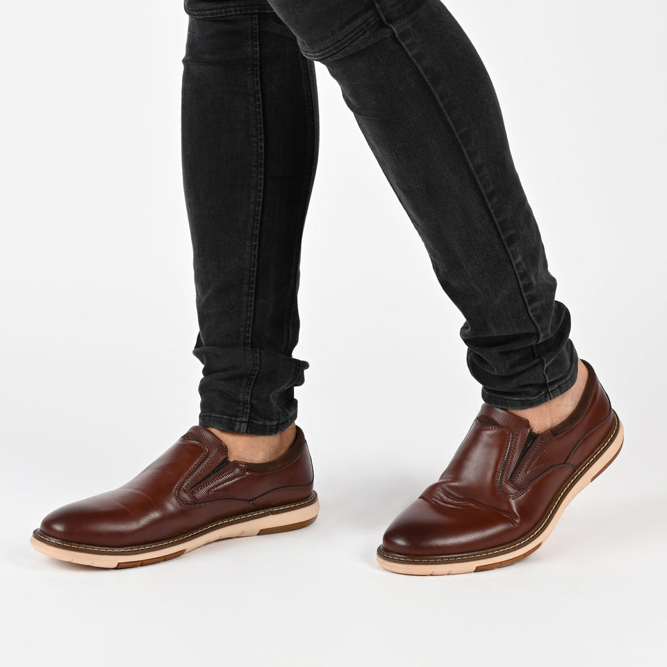 Vance Co. Willis Slip-on Hybrid Loafer — US 10 — Size black — Width Regular — Lifestyle View