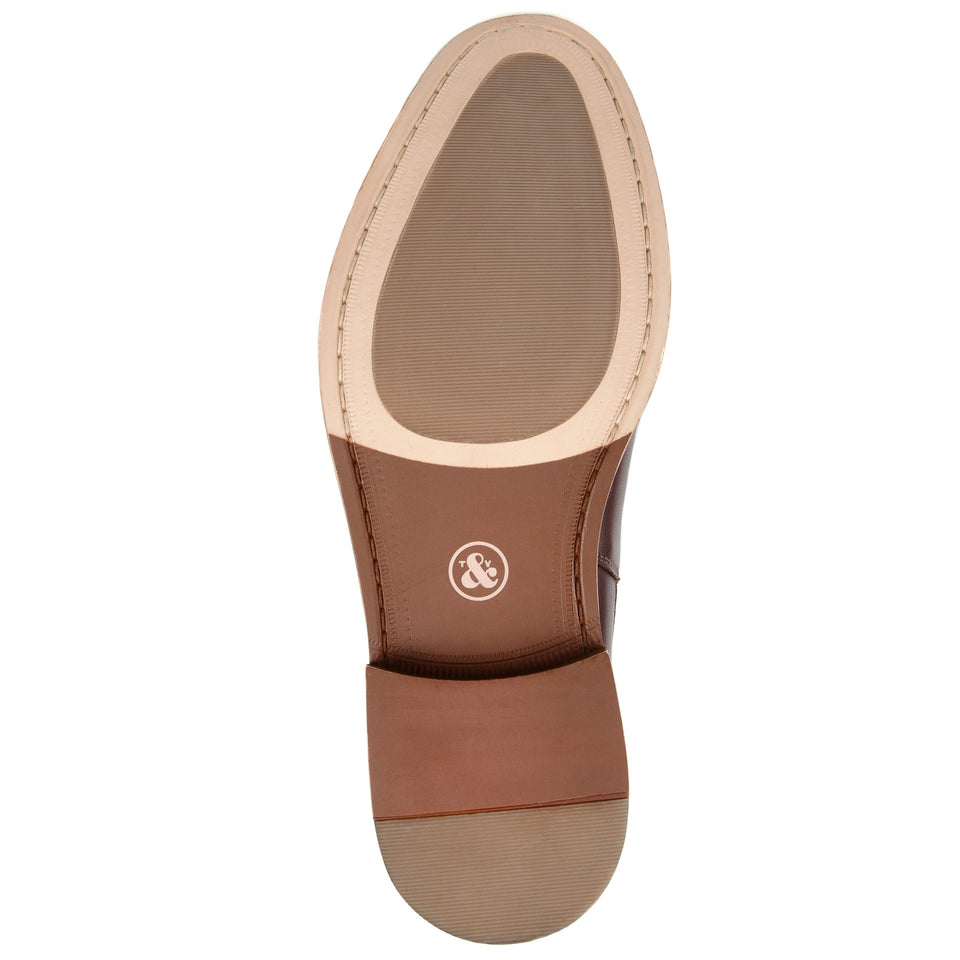 Thomas & Vine Corbin Plain Toe Chelsea Boot — US 9 — Size brown — Top View