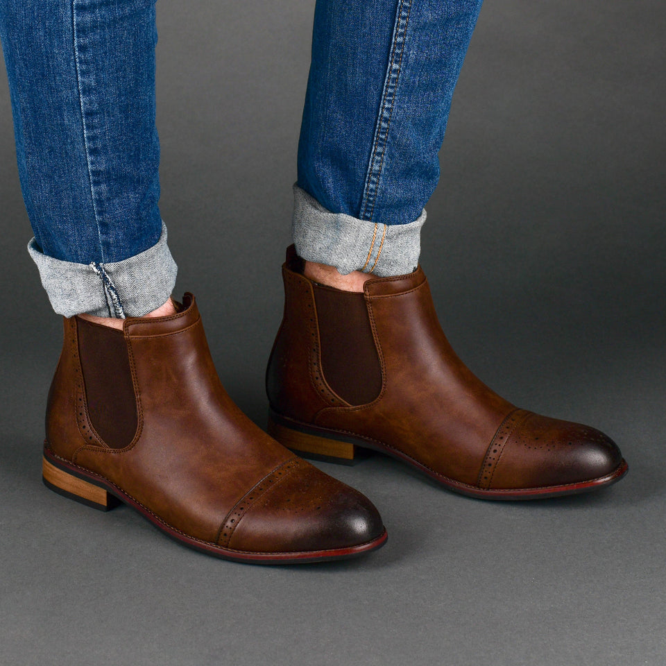 Vance Co. Garrett Cap Toe Chelsea Boot — US 9.5 — Size tan — Detail View